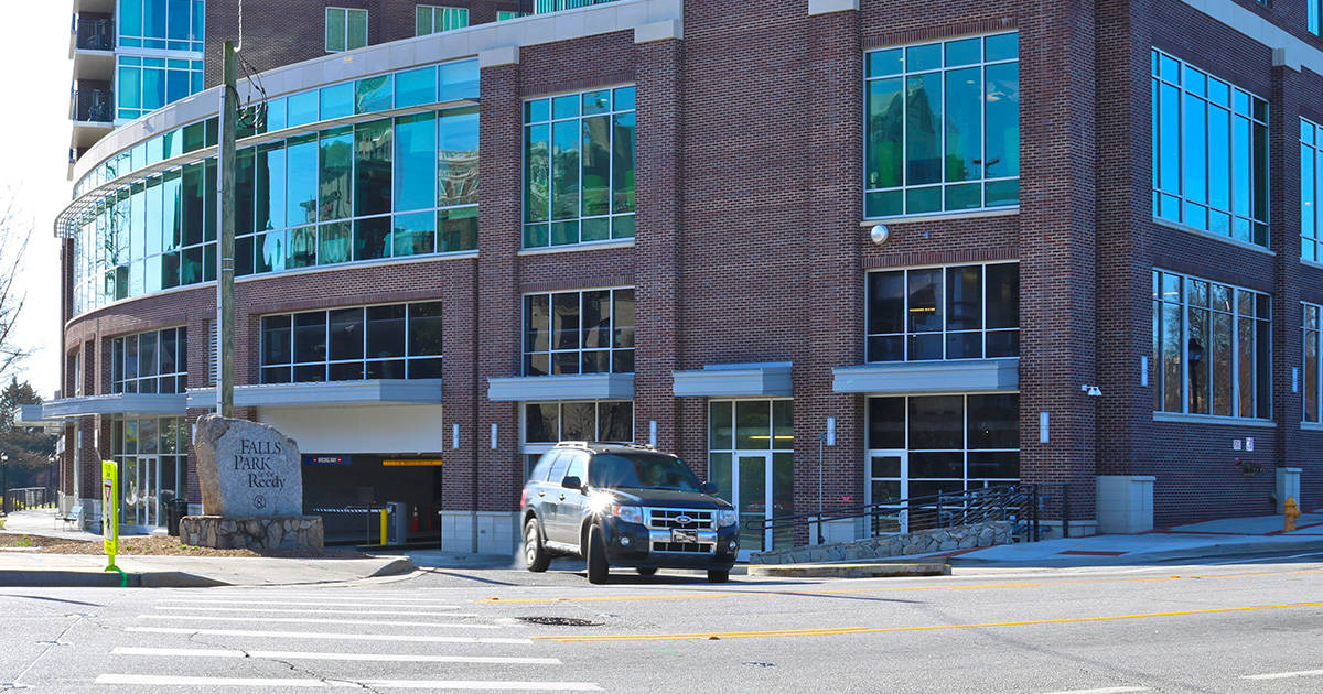 River Street Garage Greenville on the Rise